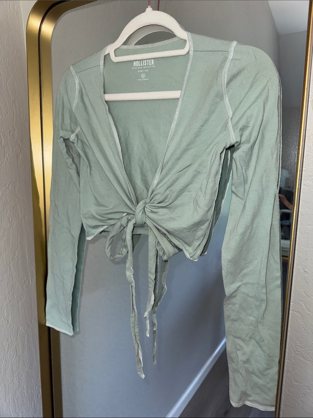 Hollister Sage Green Tie-Front Long Sleeve Crop Top